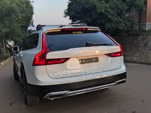 Volvo V90 2017 White