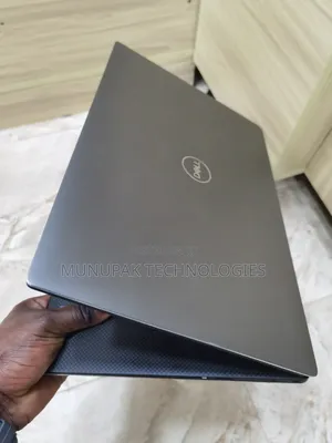 Laptop Dell Precision 5540 16GB Intel Core i7 SSD 1T