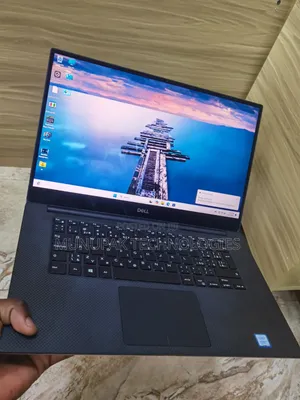 Laptop Dell Precision 5540 16GB Intel Core i7 SSD 1T