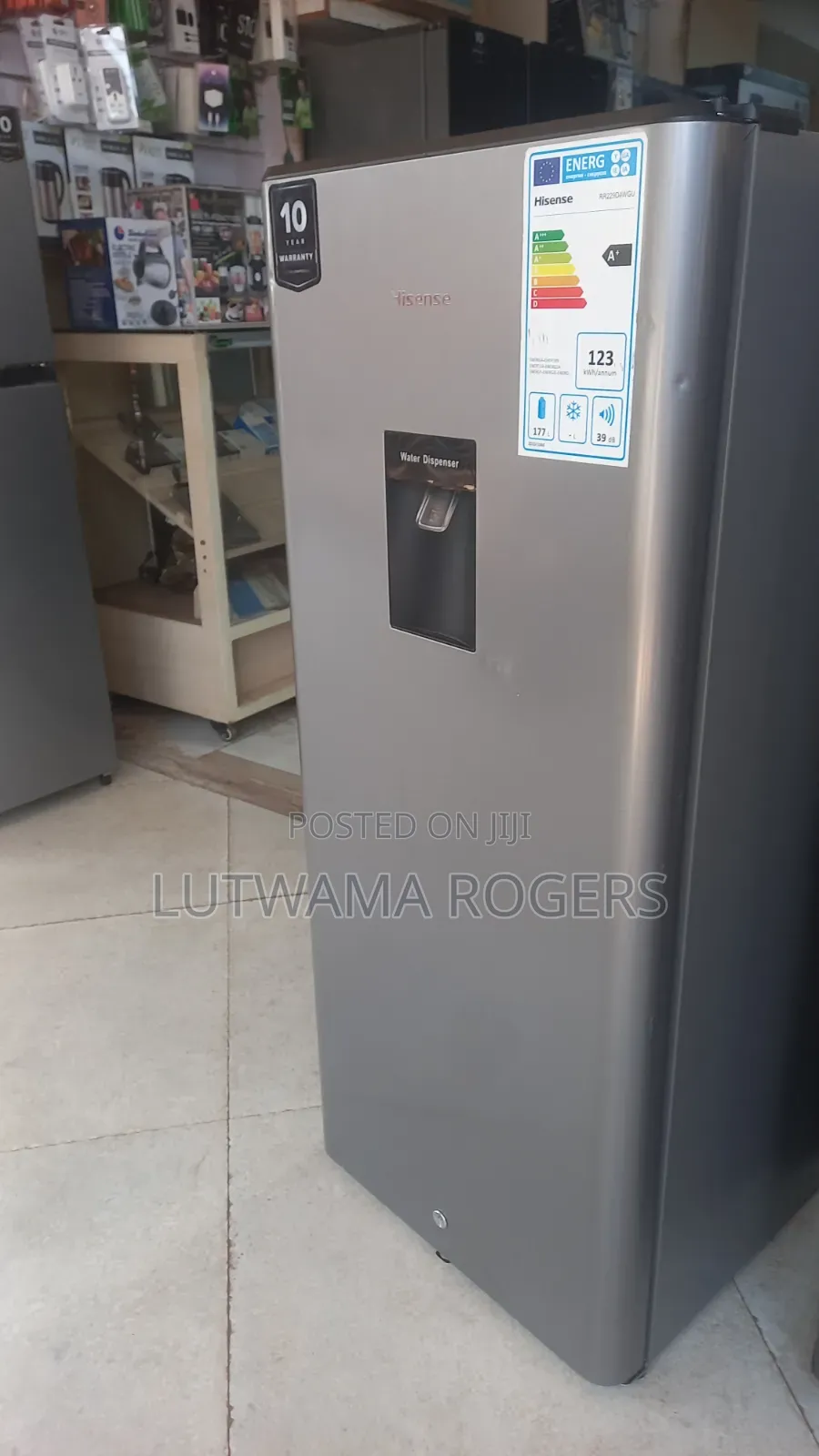 Hisense Fridge 229ltrs With Water Dispenser