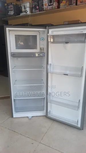 Hisense Fridge 229ltrs With Water Dispenser