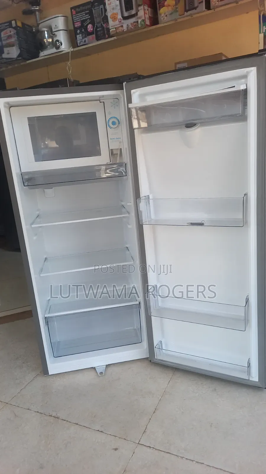 Hisense Fridge 229ltrs With Water Dispenser