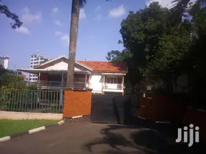5 Bedroom House In Kololo For Rent