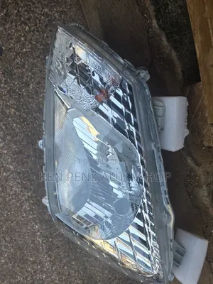 Isuzu Dmax Headlamp 2012