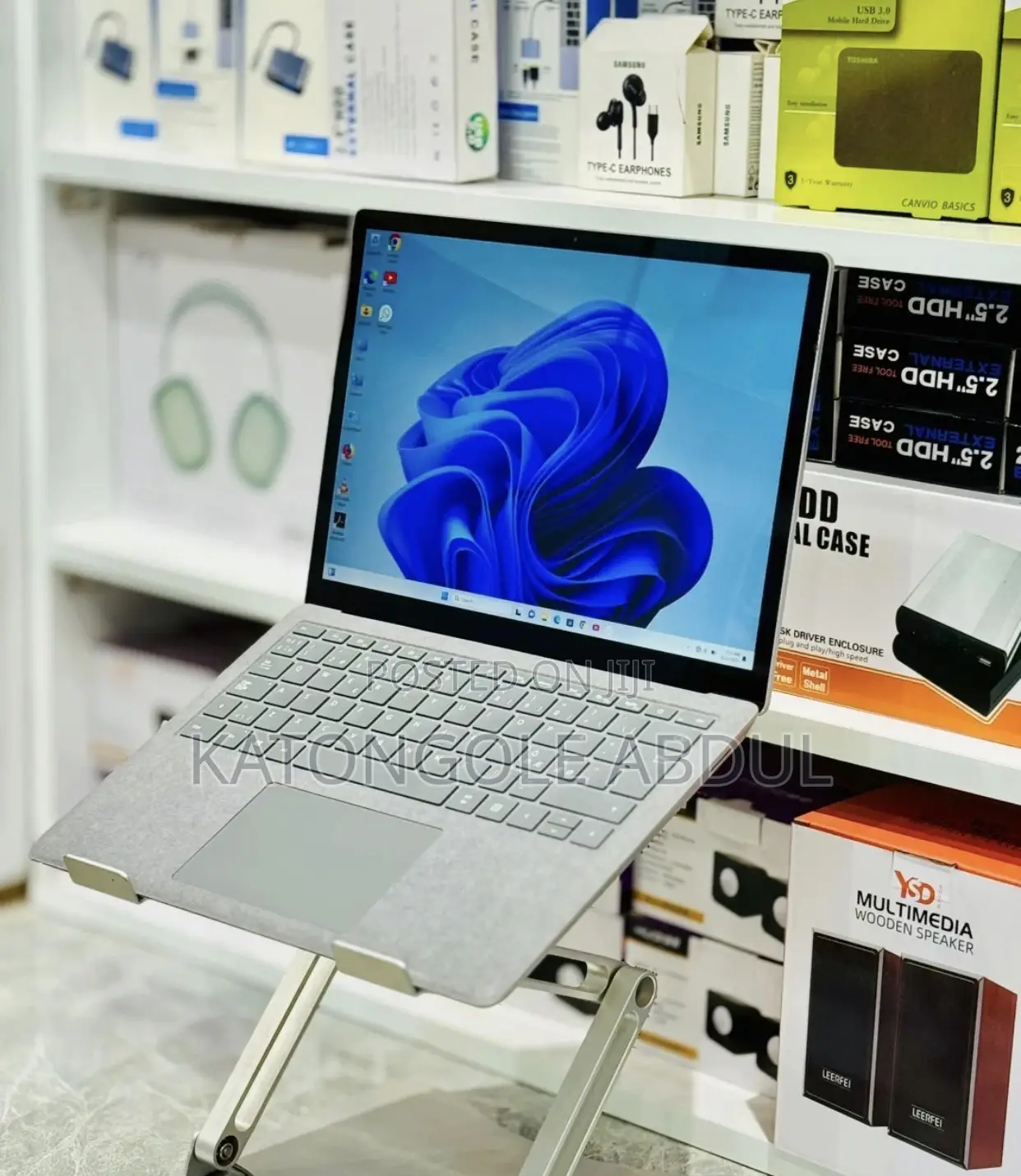 New Laptop Microsoft Surface Laptop 3 16GB Intel Core i7 SSD 256GB