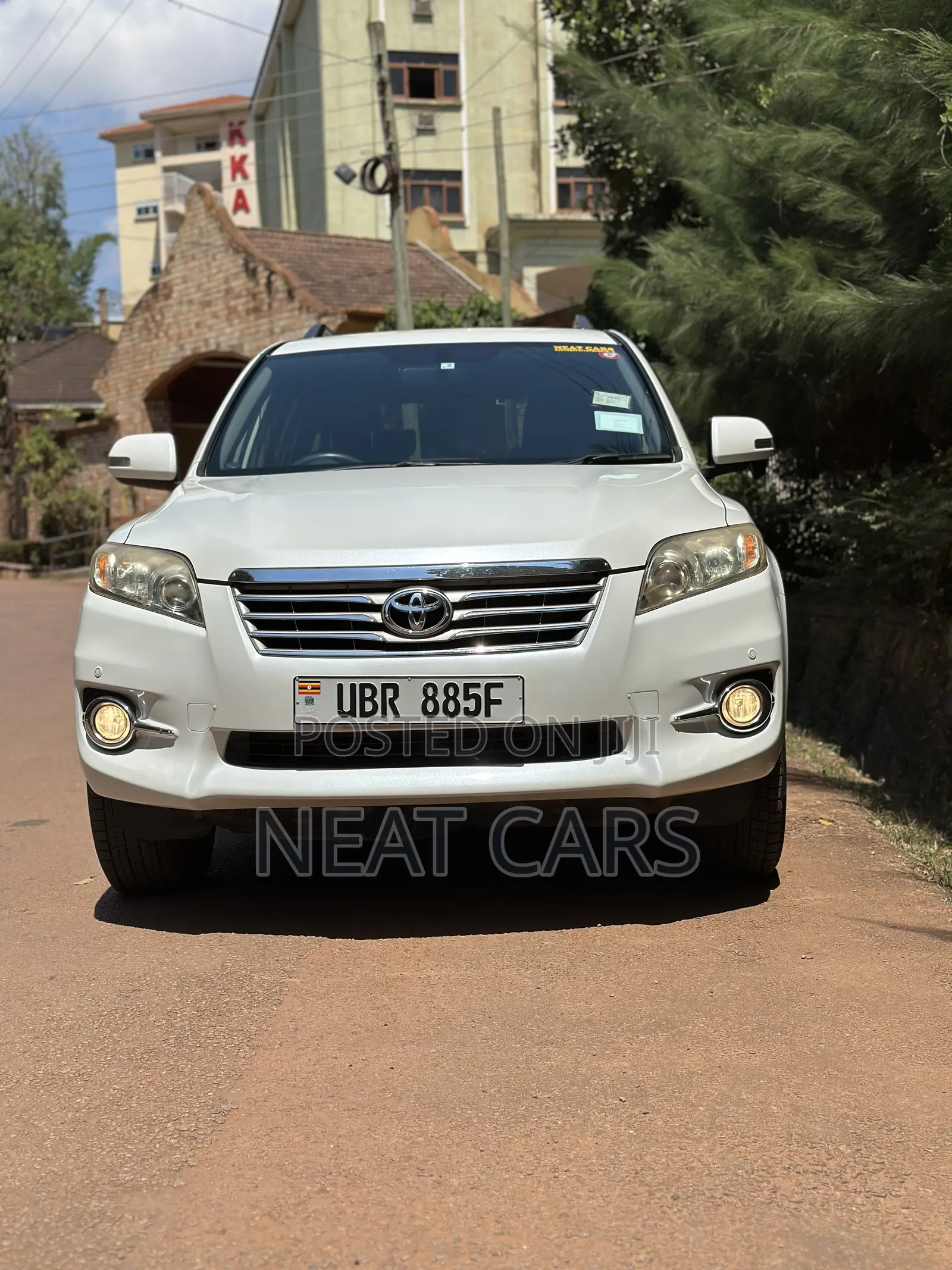 Toyota Vanguard 2012 Pearl