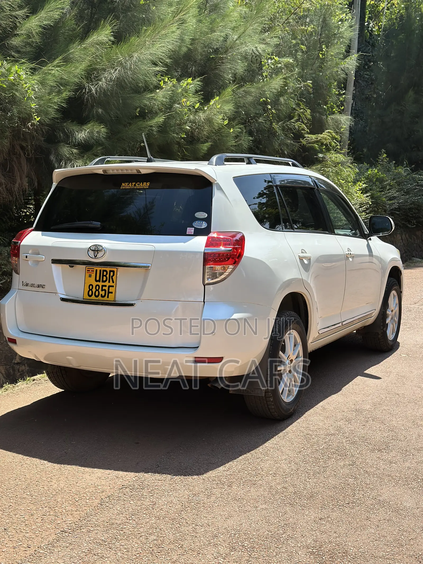 Toyota Vanguard 2012 Pearl