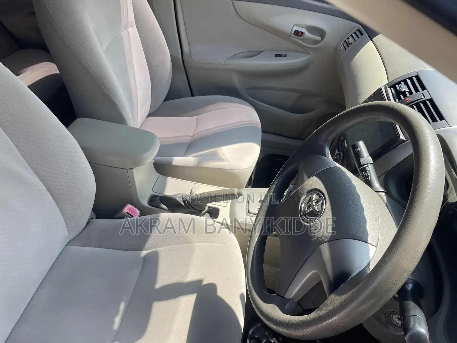 Toyota Axio 2012 Silver