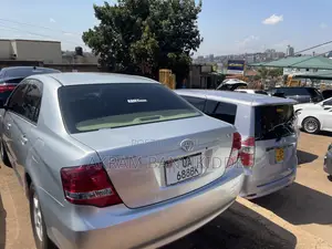 Toyota Axio 2012 Silver