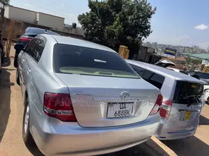 Toyota Axio 2012 Silver