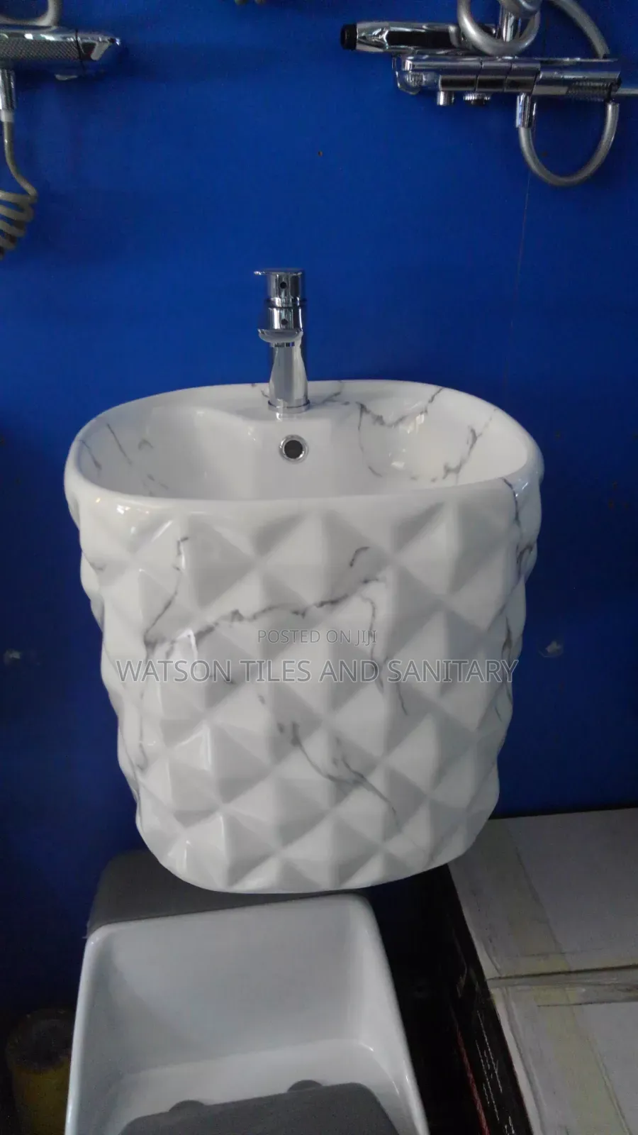 Wall Hug Basins