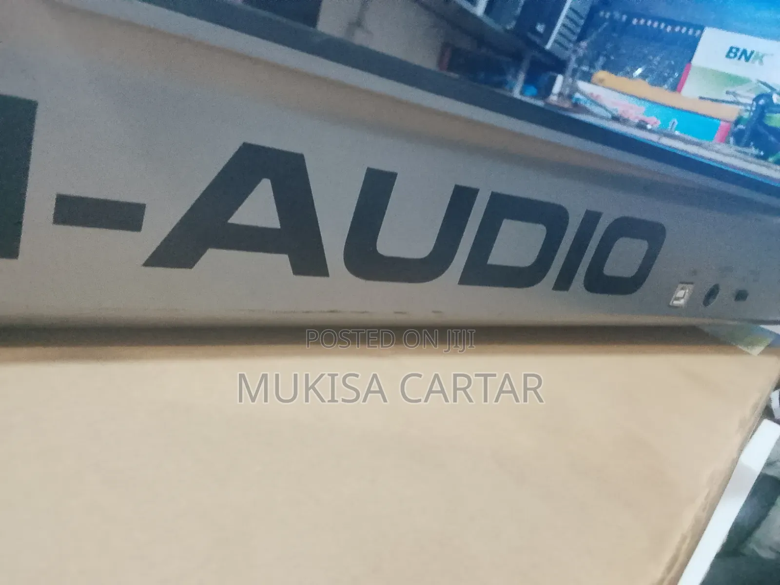 M.Audio 49 Mid Controller