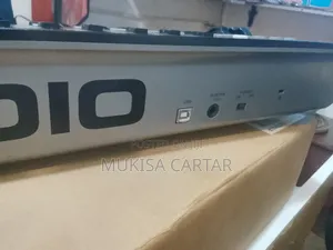M.Audio 49 Mid Controller