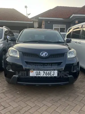 Toyota IST 2011 Black