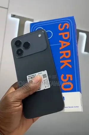New Tecno Spark 50 128 GB Silver