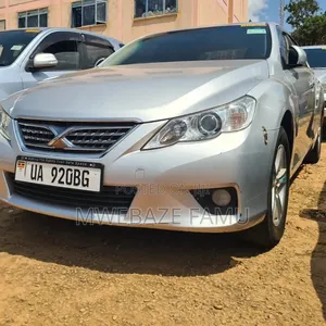 Toyota Mark X 2010