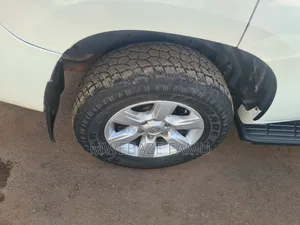 Toyota Land Cruiser Prado 2016 White