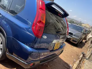 Nissan X-Trail 2015 Blue