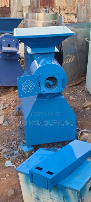 Semi Automatic Soap Machine.600kgs/Hr. 2 