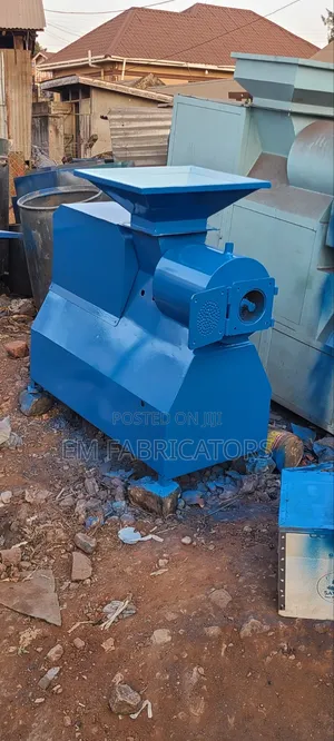 Semi Automatic Soap Machine.600kgs/Hr. 2 