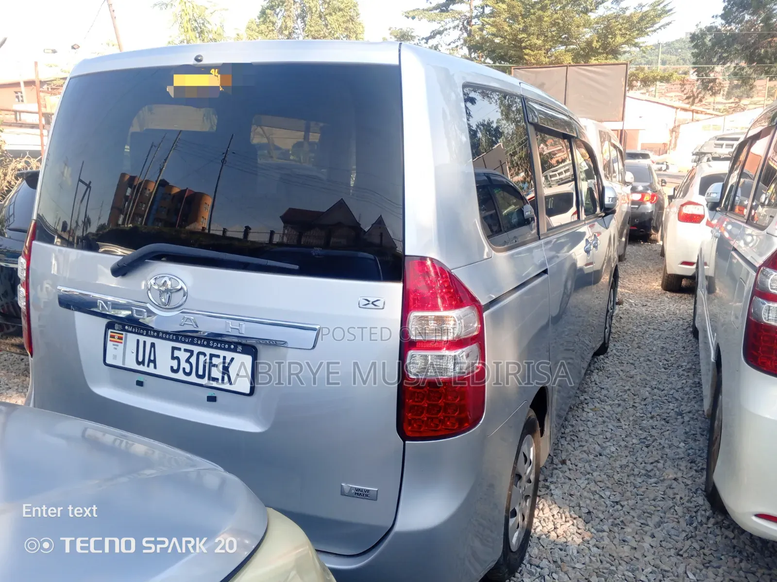 Toyota Noah 2012 Silver