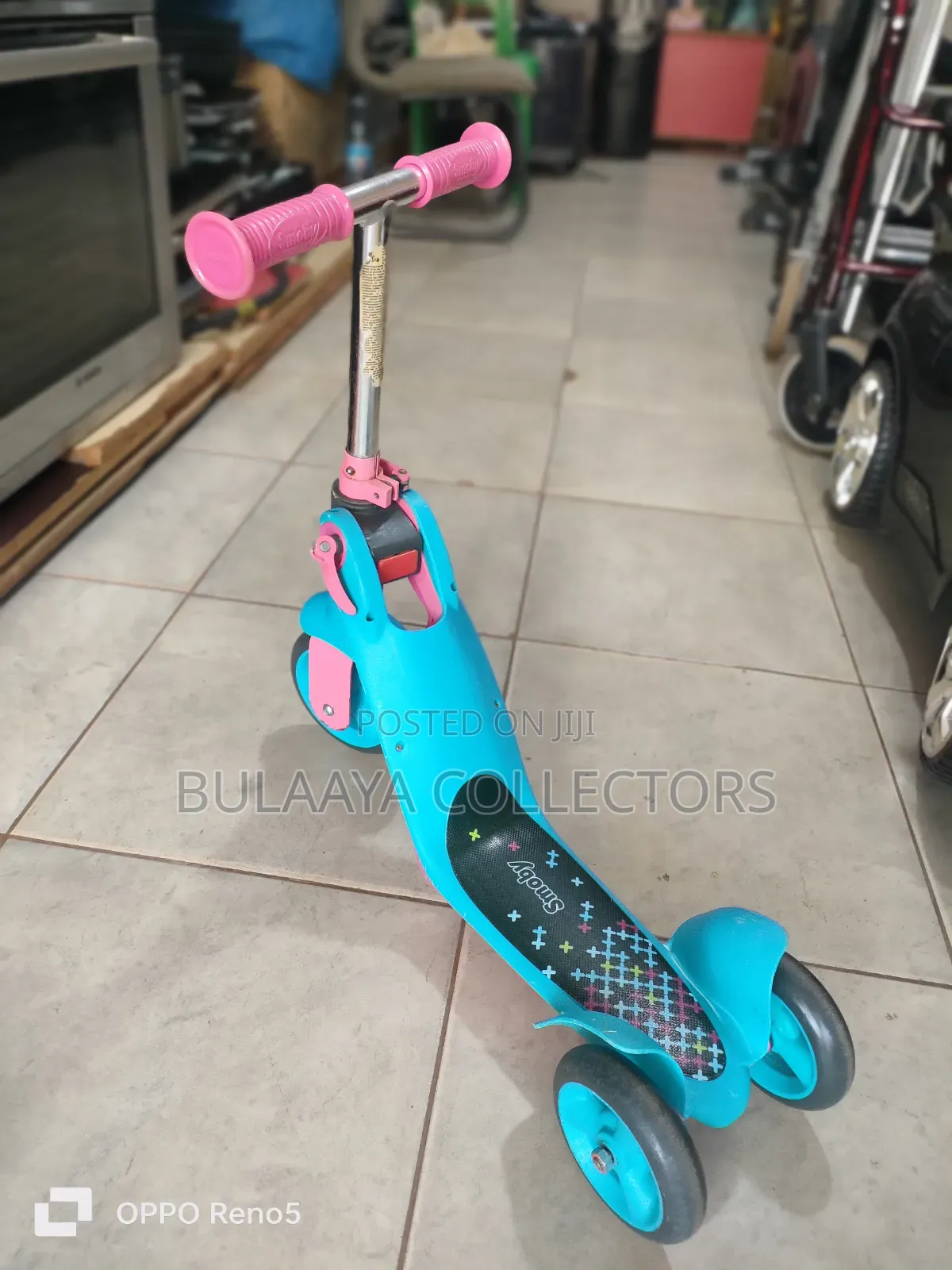 Uk Used 3-wheeled Smoby Scooters Designed For Children Stability.
