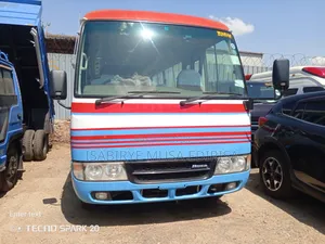 Mitsubishi Fuso Rosa 2012 White