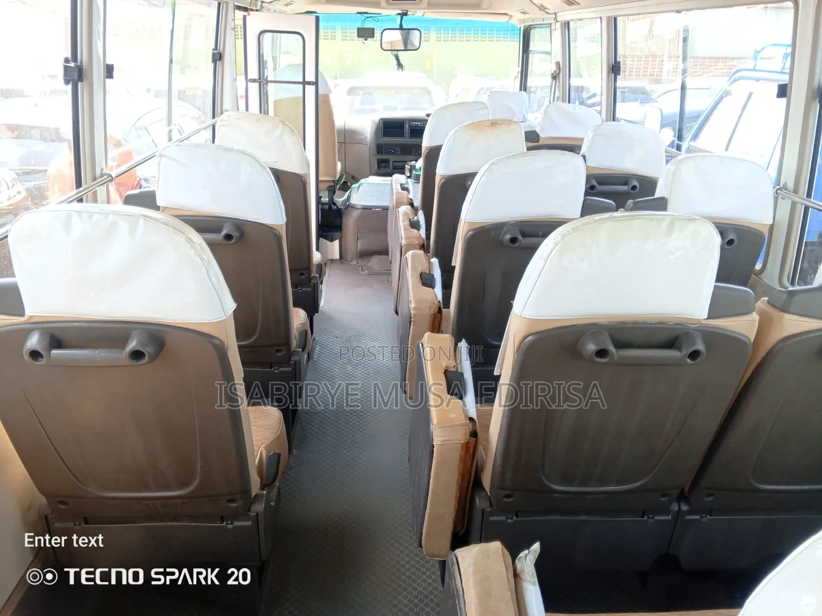 Mitsubishi Fuso Rosa 2012 White