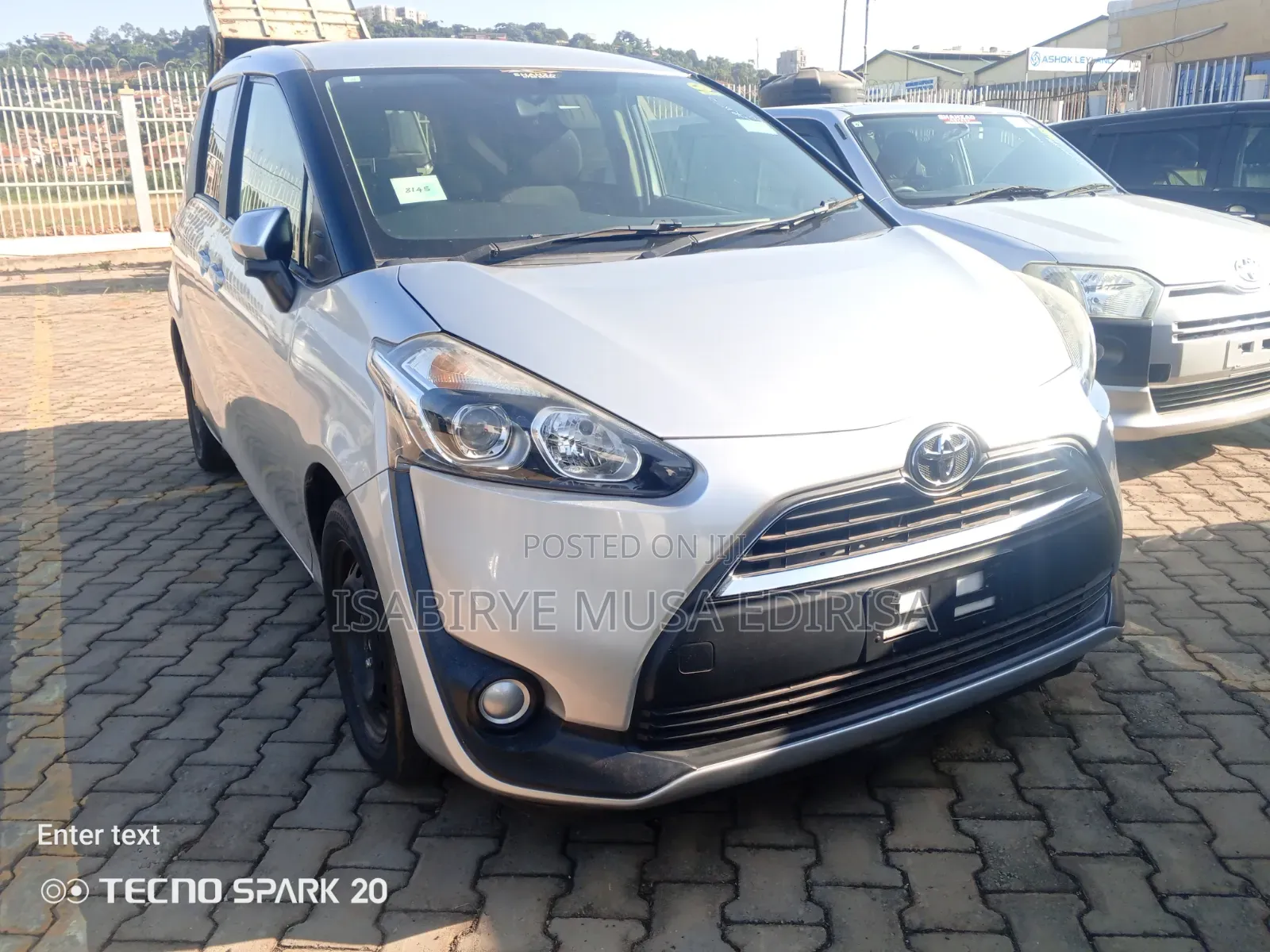 Toyota Sienta 2016 White