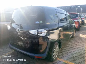 Toyota Sienta 2016 White