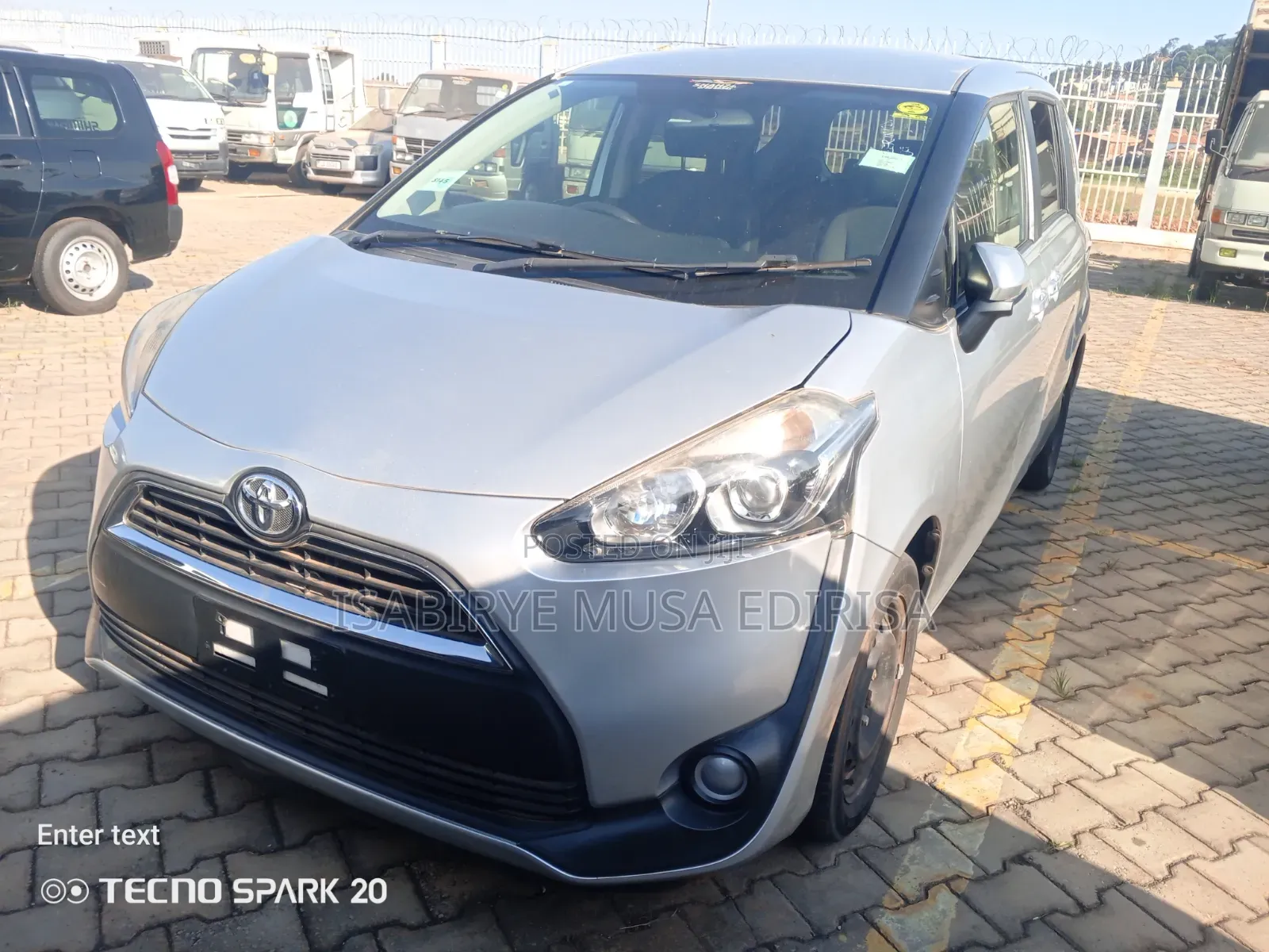 Toyota Sienta 2016 White