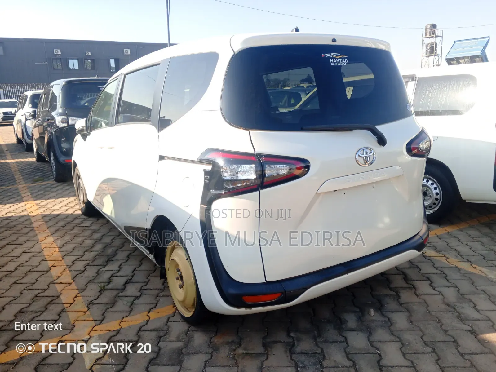Toyota Sienta 2016 White