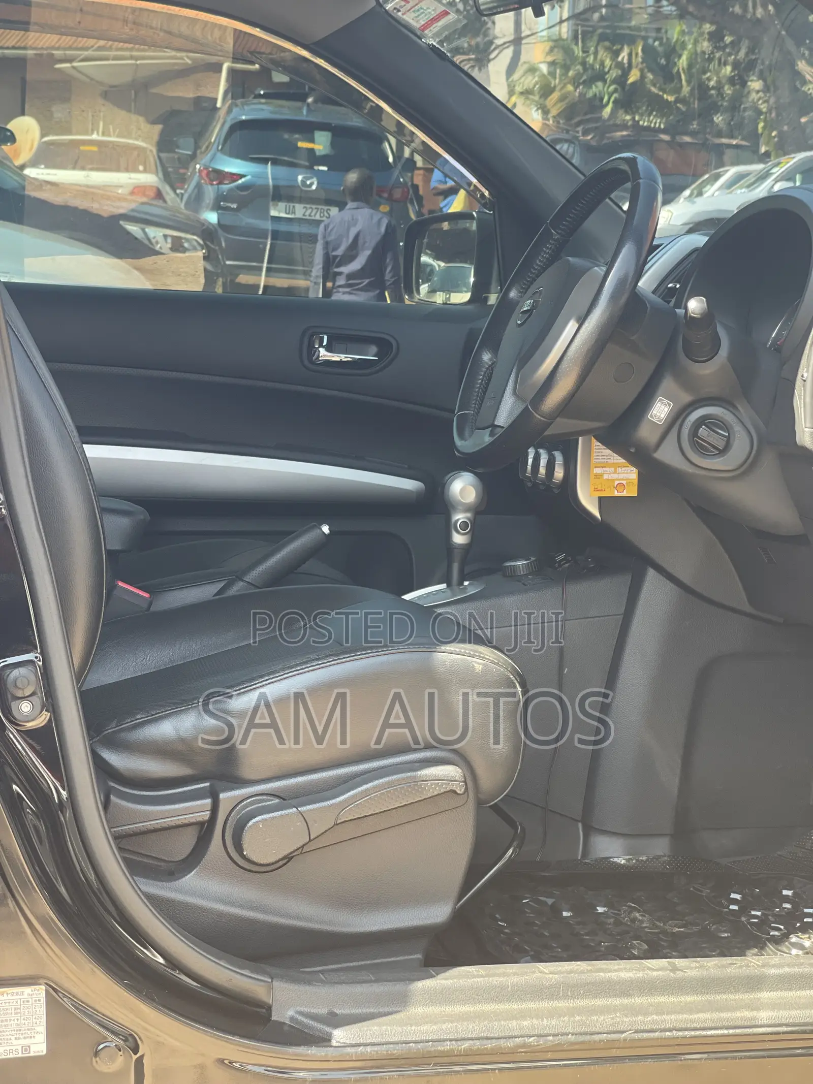 Nissan X-Trail 2011 Black