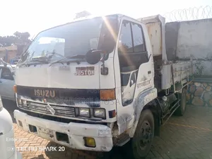 Isuzu Juston