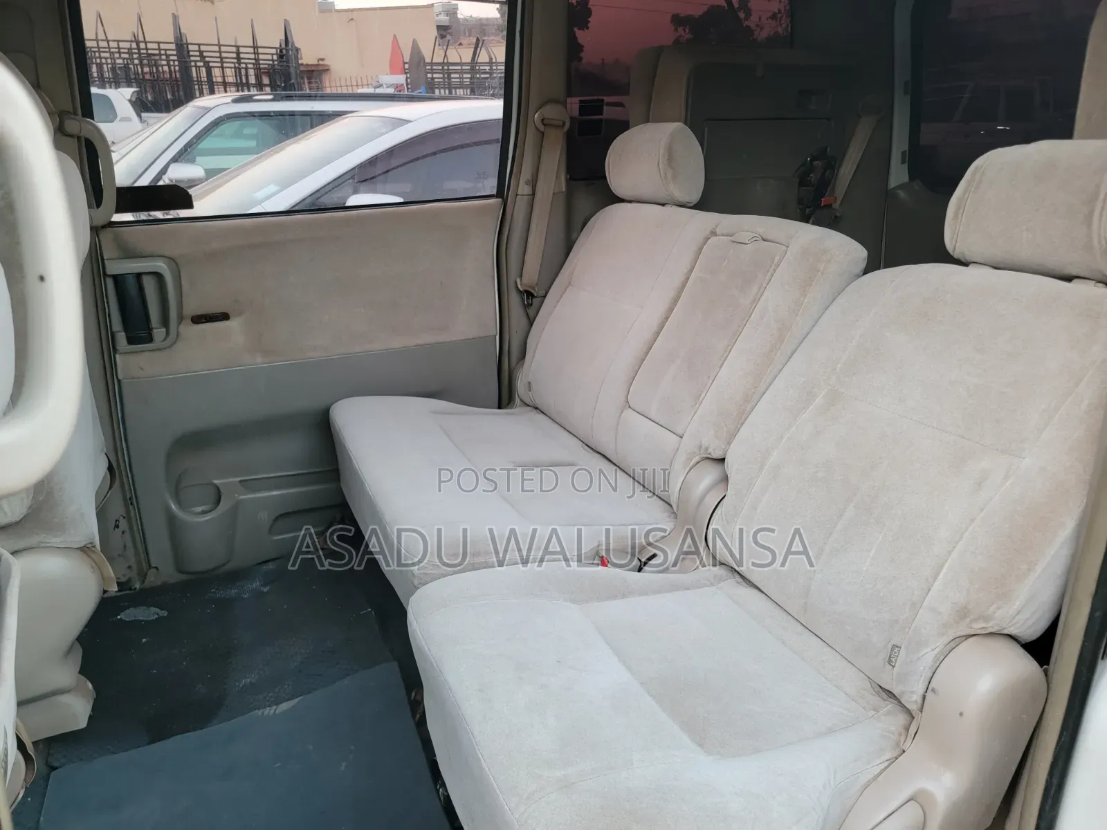 Toyota Noah 2004 White