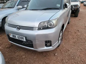 Toyota Corolla Rumion 2009 Silver