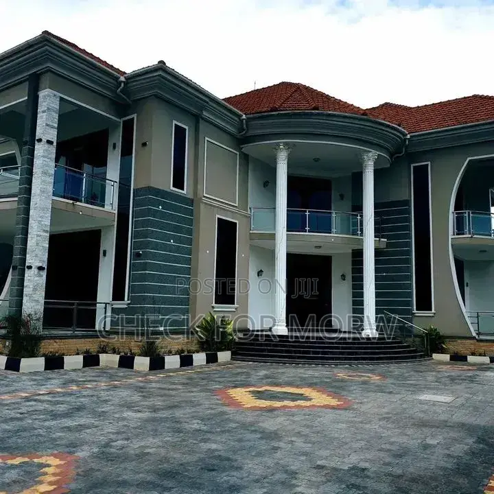 5bdrm Duplex in Kyanja, Central Division for rent