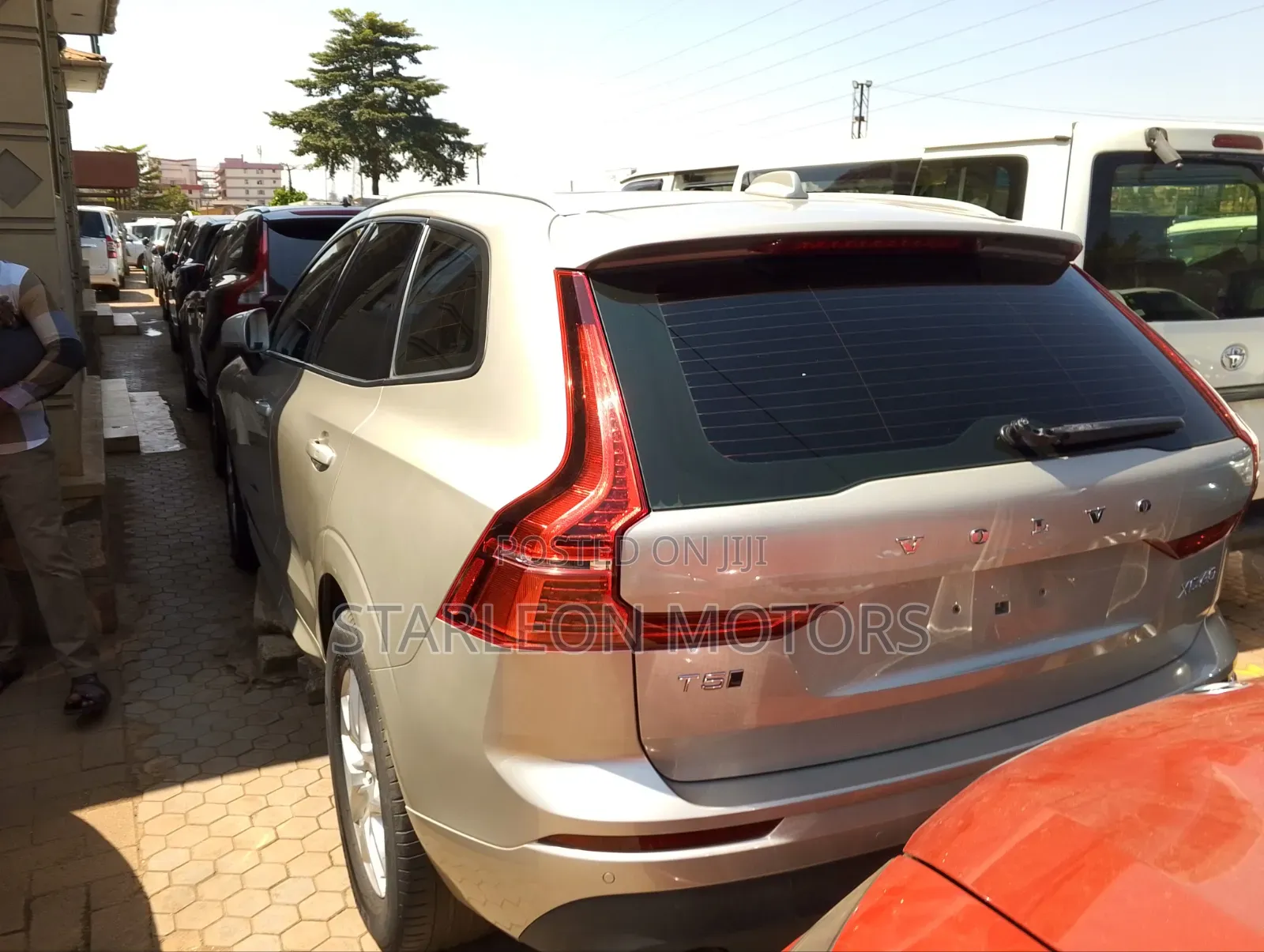 Volvo XC60 2019 Silver