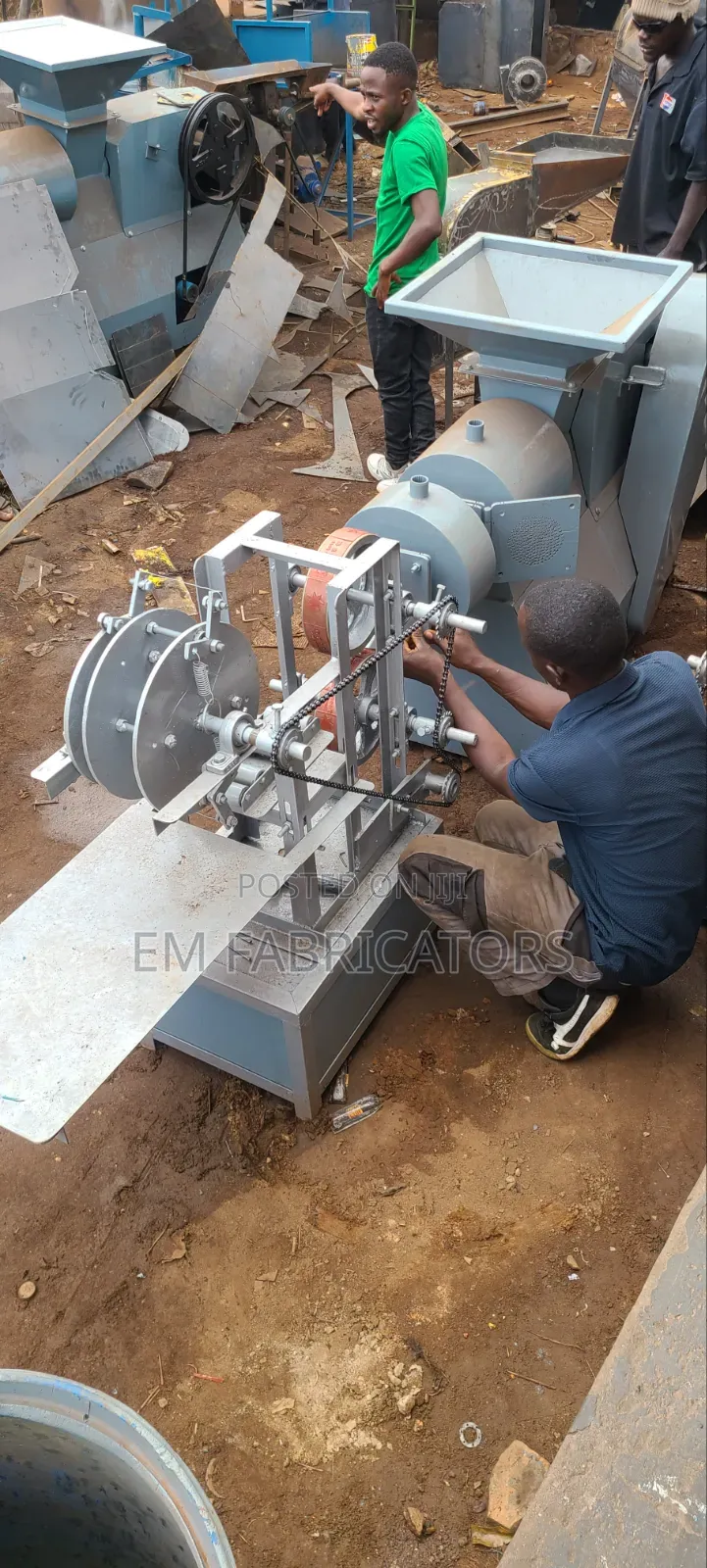 Soap Making Machine + Automatic Cutter. 600bars/Hr.12months Warranty.