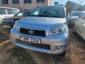Toyota Rush 2016 Silver