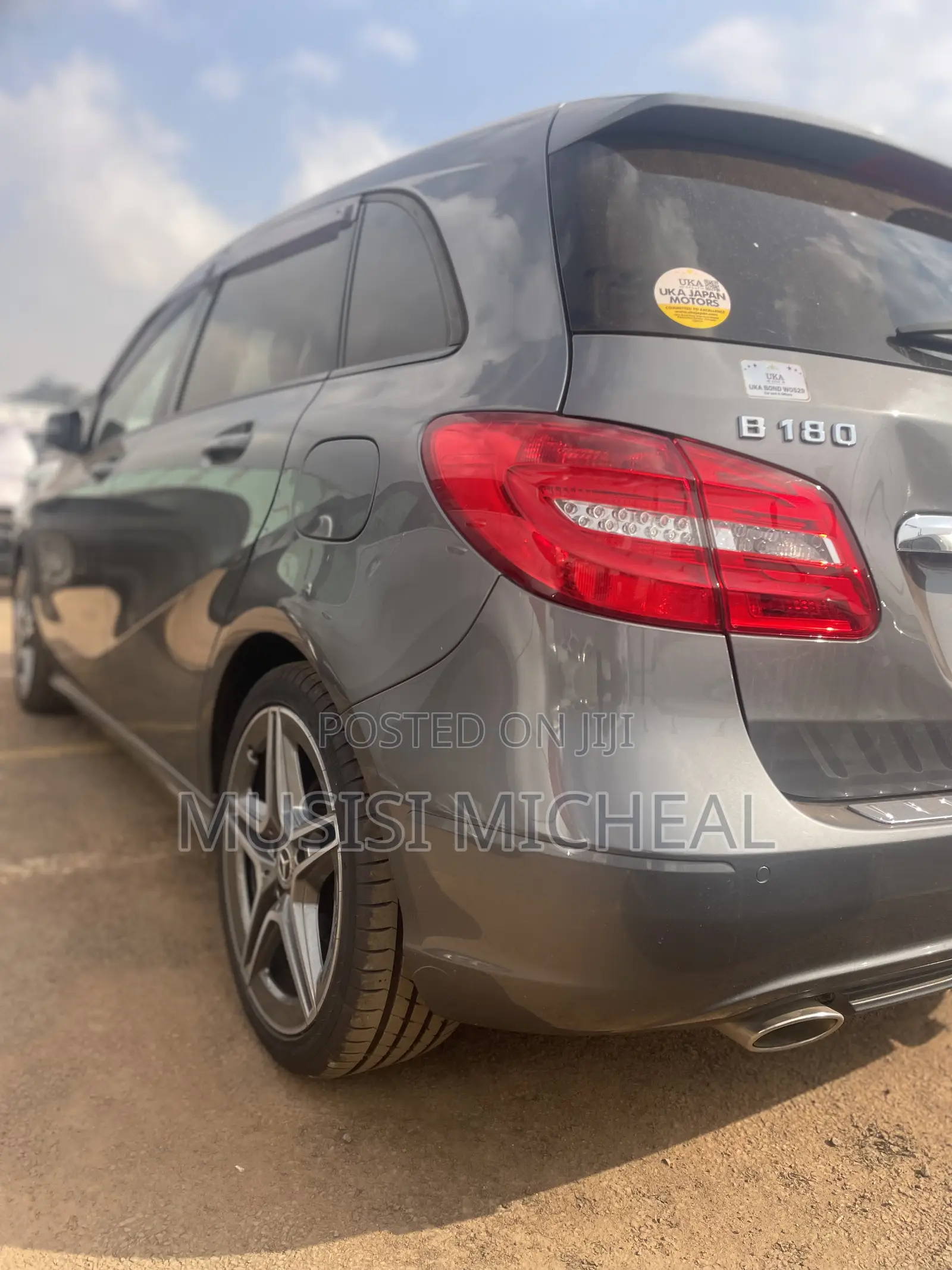 Mercedes-Benz B-Class B180 Petrol 2014 Gray
