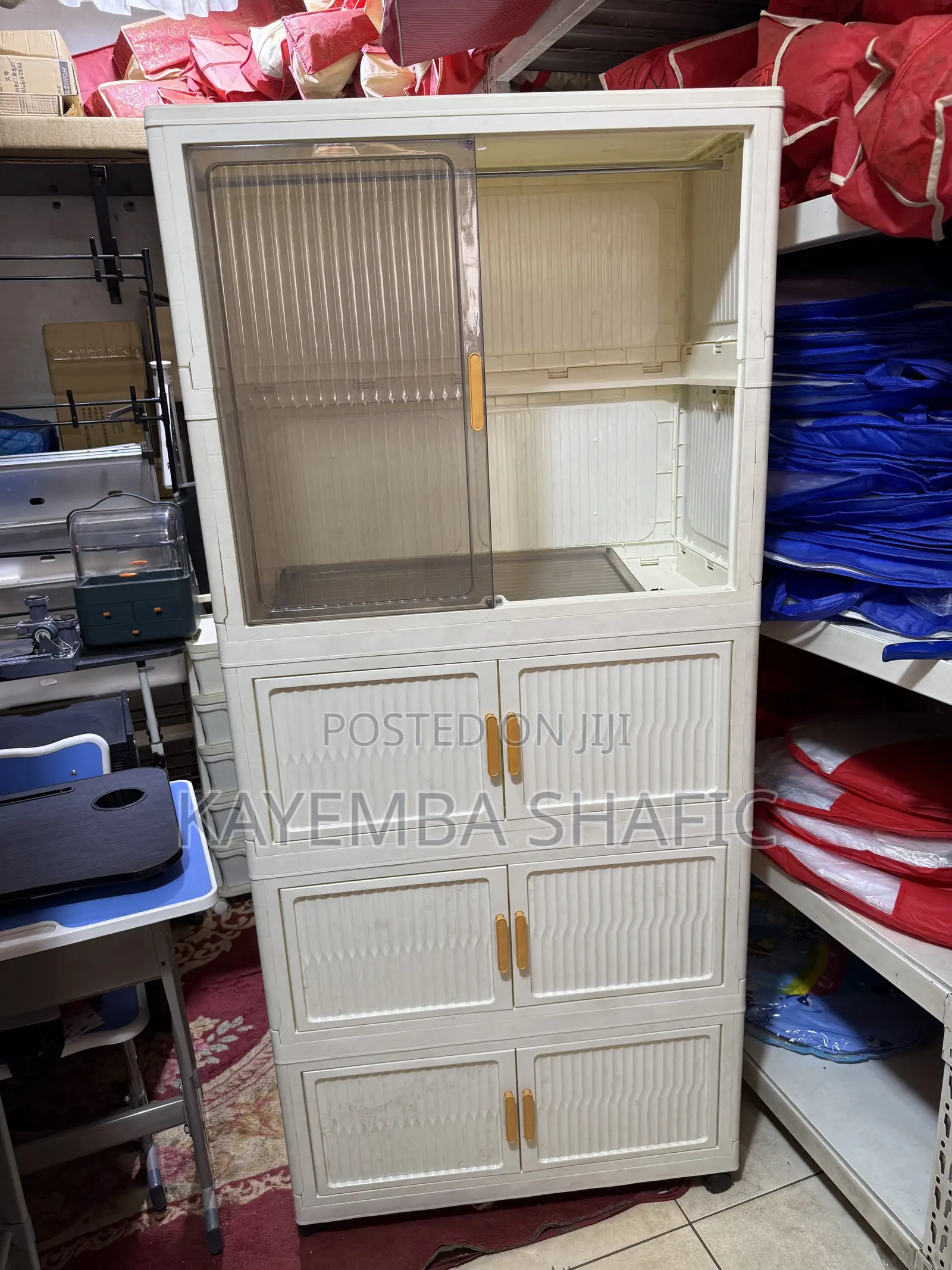 Modern 4-Tier Foldable Plastic Wardrobe Cabinet With Wheels