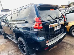 Toyota Land Cruiser Prado 2018 Blue