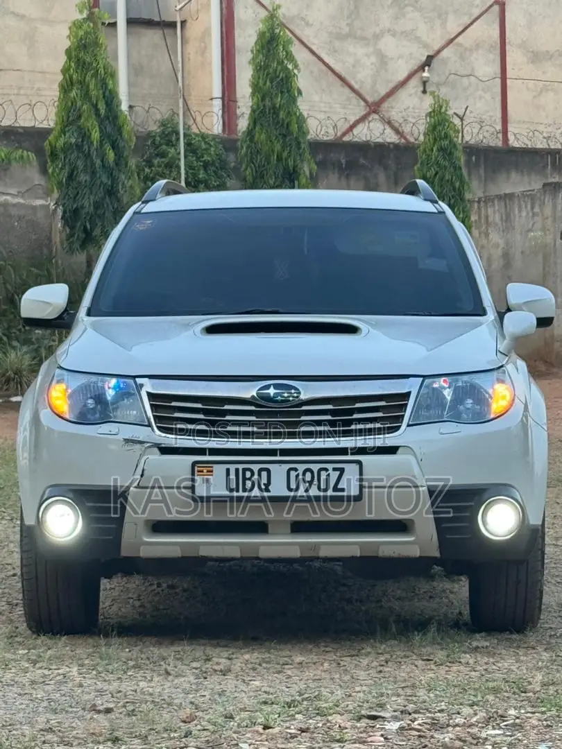 Subaru Forester 2011 White