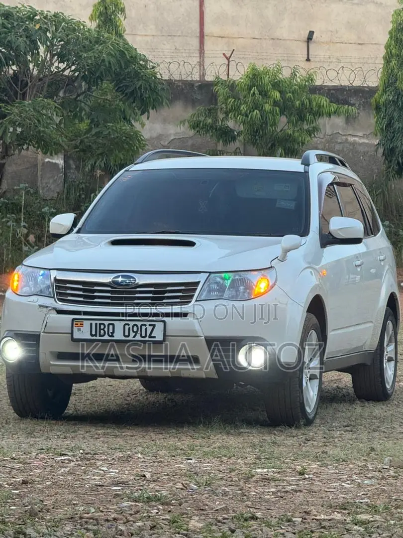 Subaru Forester 2011 White