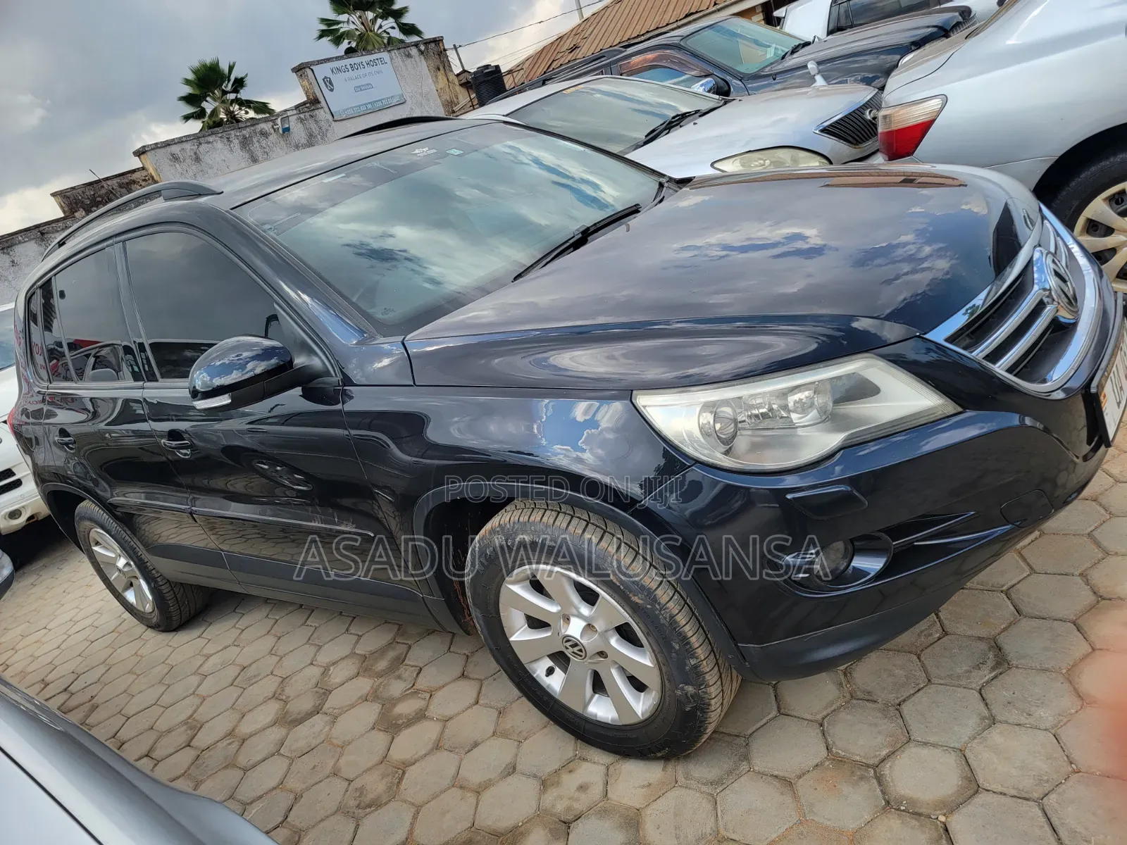 Volkswagen Tiguan 2012 Black