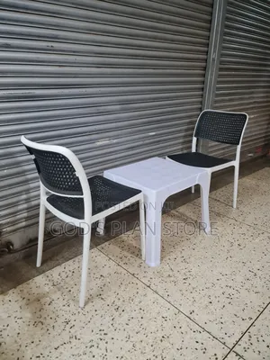 2 Seater Coffee Table and 2 Chairs