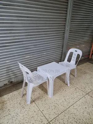 Comb Plastic Coffee Table and Chairs Plastic Table and Chairs