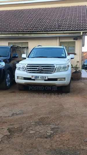 Landcruiser V8