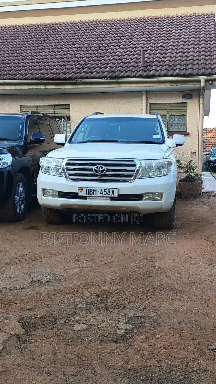 Landcruiser V8